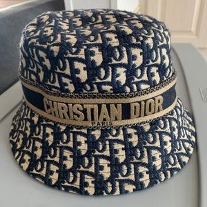 Never been worn bucket hat!